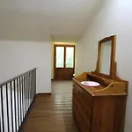Roques Blanques Albergue Ribes De Freser