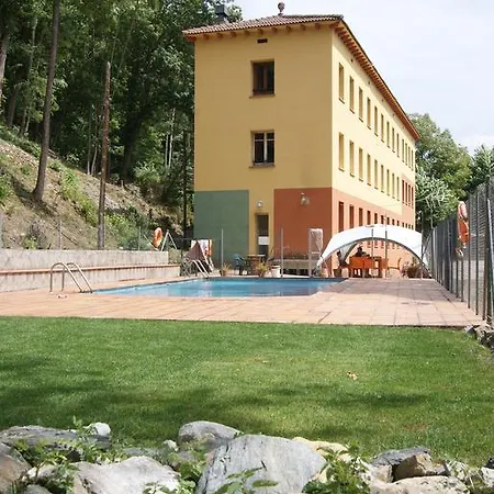 Hostel Roques Blanques