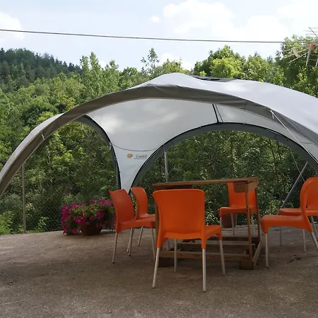 Roques Blanques Hostel