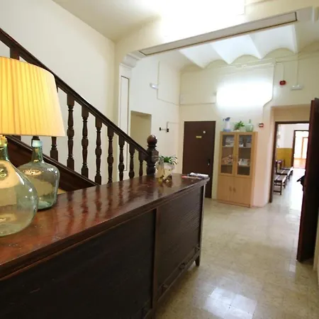 阿尔伯格罗克斯布兰科斯旅舍 旅馆