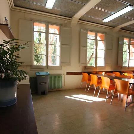 Roques Blanques Hostel Ribes De Freser